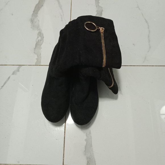 Womens High Cut Suede No Name Brand Boots Size 40 NWOT - Picture 1 of 4